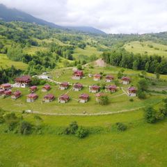 Laşet Bungalov Tatil Köyü